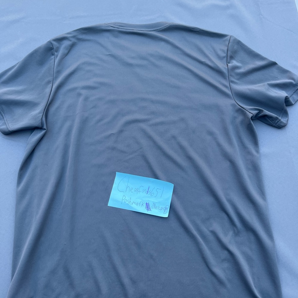 Adidas Climacool T-Shirt Gray *BARELY WORN*